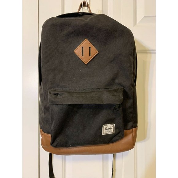 The HERSCHEL SUPPLY CO 22L BLACK AND Brown‎ Backpack - Picture 7 of 9